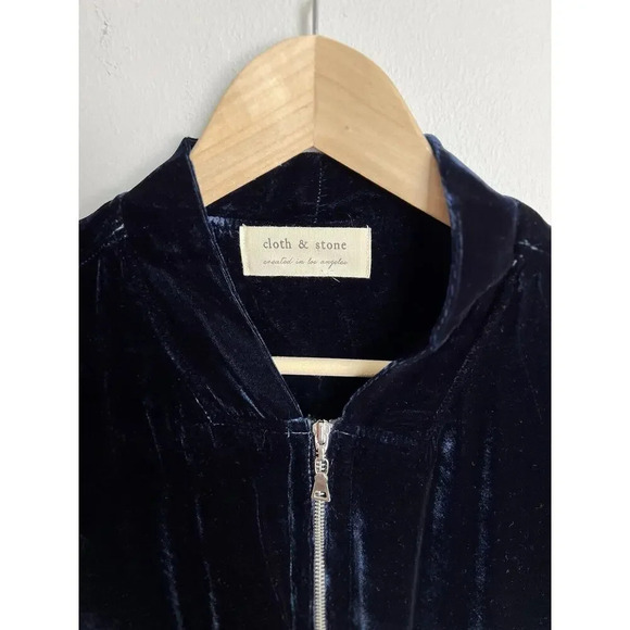 Cloth & Stone Velvet Silk Blend Zip Up Jacket Style B4330-707 Size Large Women’s - Picture 3 of 9